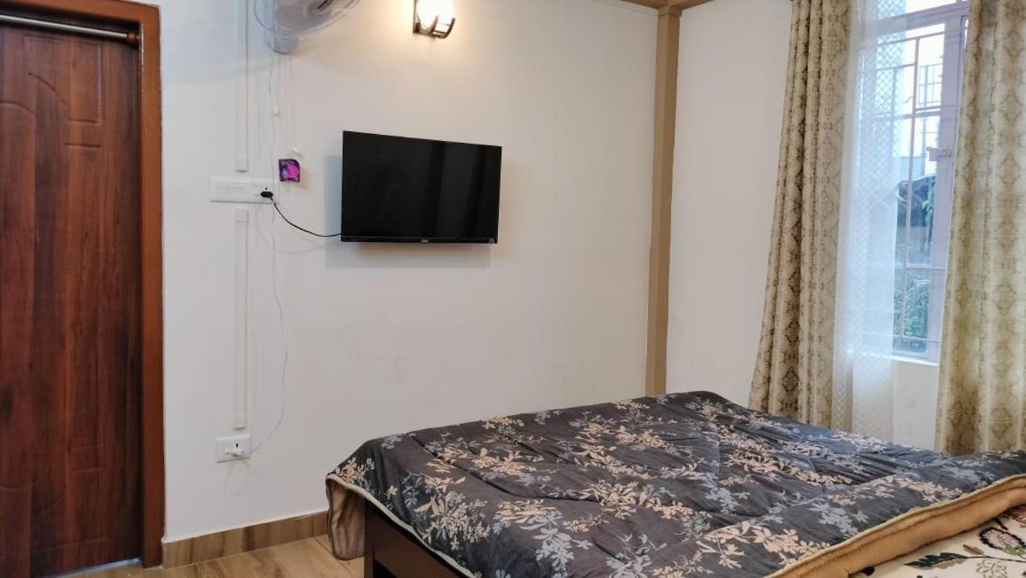 Aroma Inn Shillong Eksteriør billede