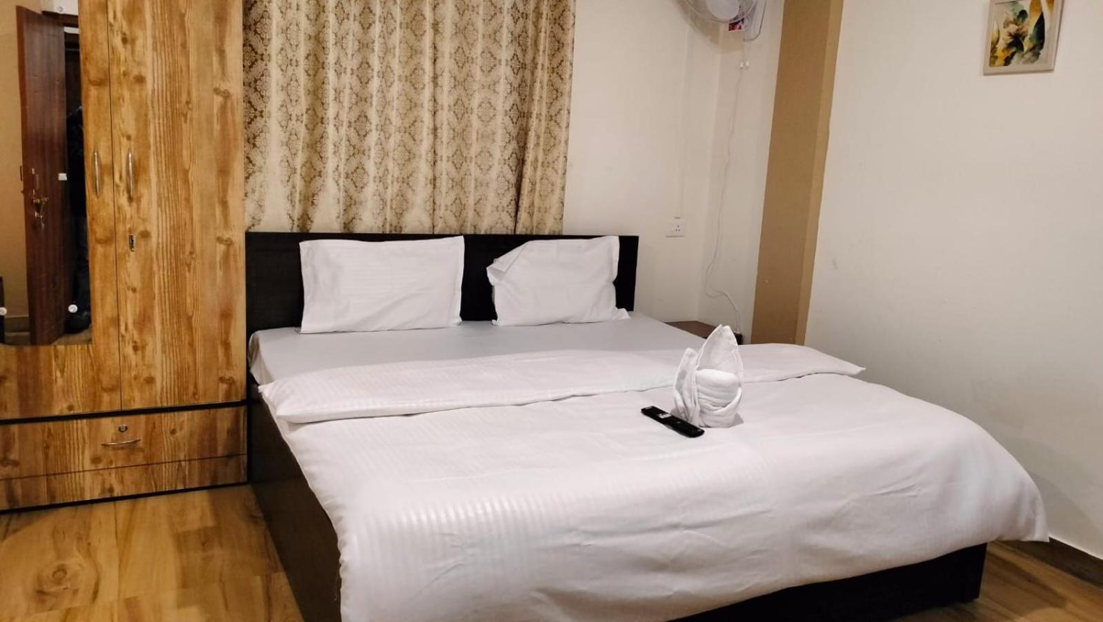 Aroma Inn Shillong Eksteriør billede