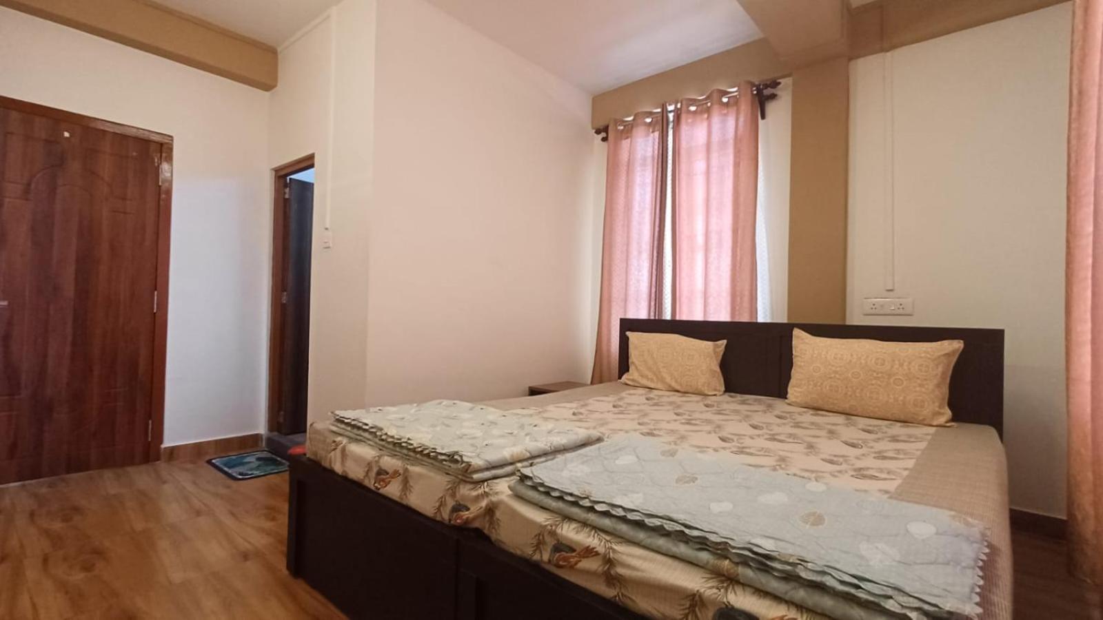 Aroma Inn Shillong Eksteriør billede