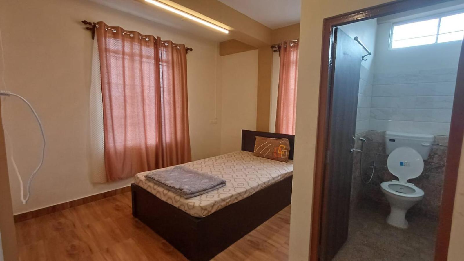 Aroma Inn Shillong Eksteriør billede