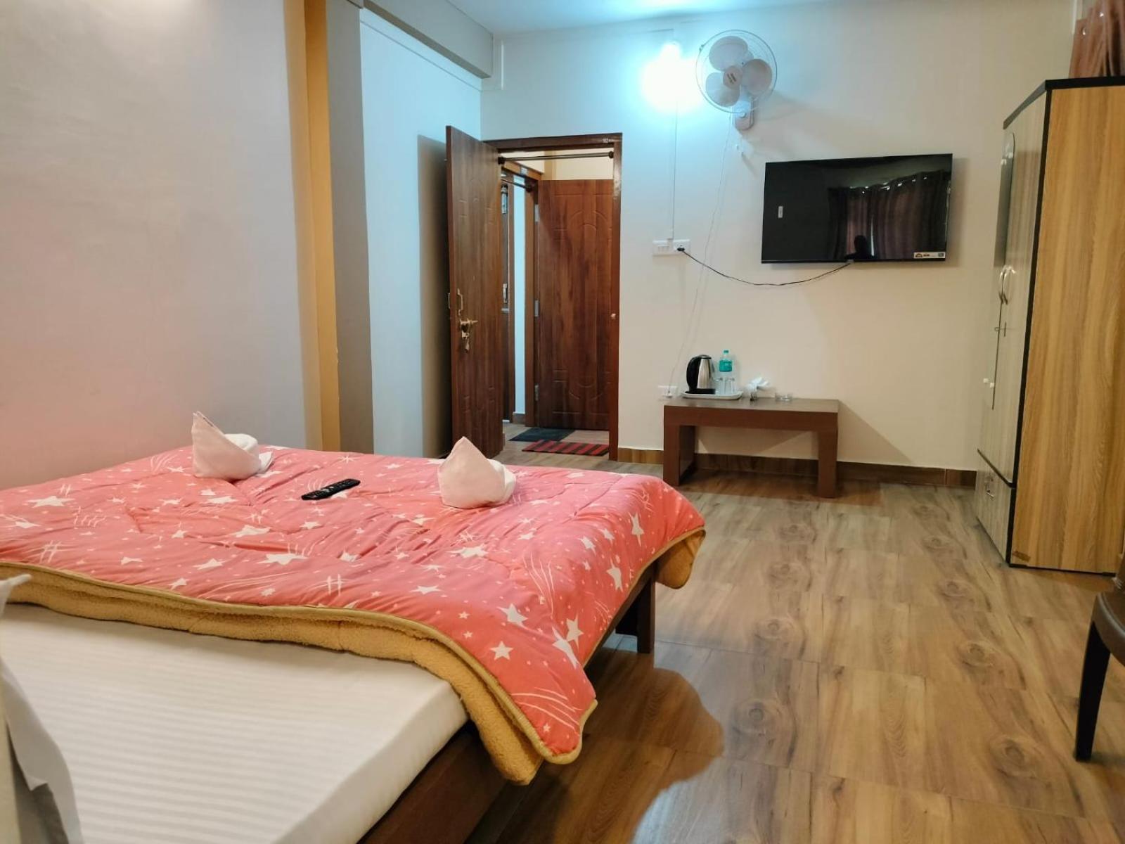 Aroma Inn Shillong Eksteriør billede